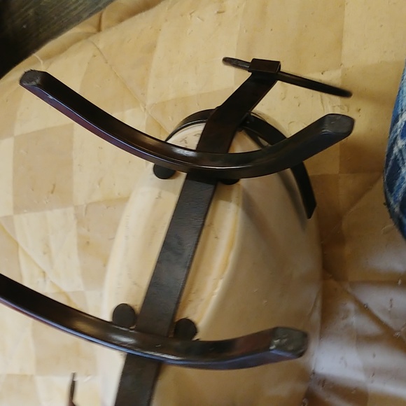 Large vase with cast iron stand - Picture 3 of 4